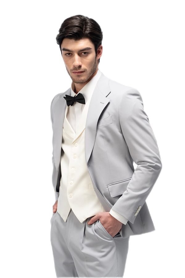 Grey Flat Collar with Creamy Vest Suit