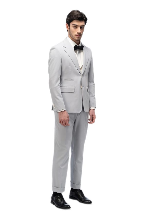 Grey Flat Collar with Creamy Vest Suit