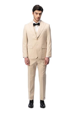 Creamy Closure Collar Suit