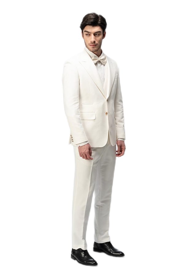 White Closure Collar Suit