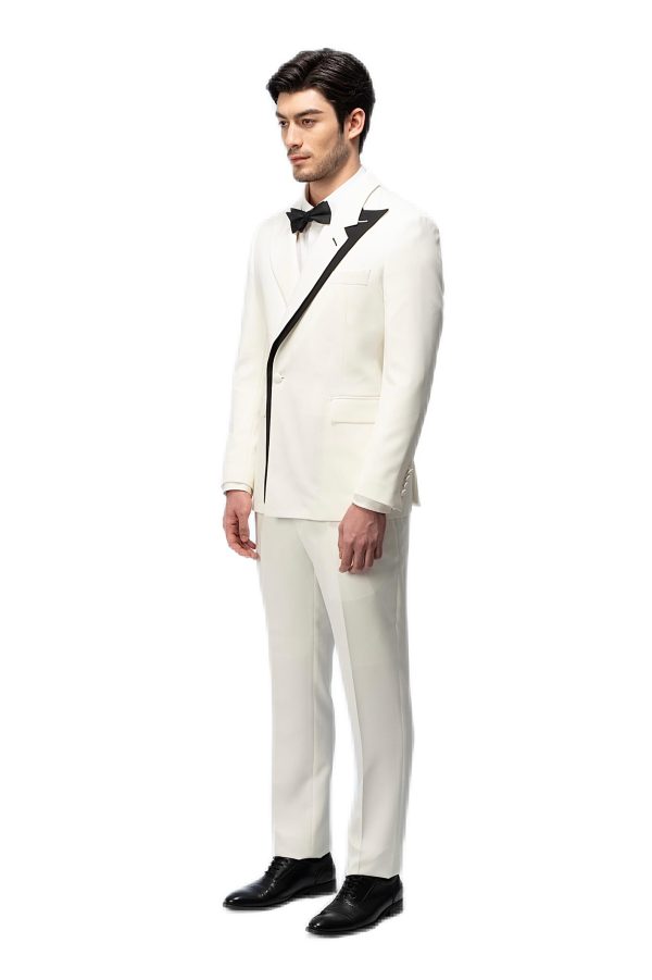 White Flat White Collar Suit