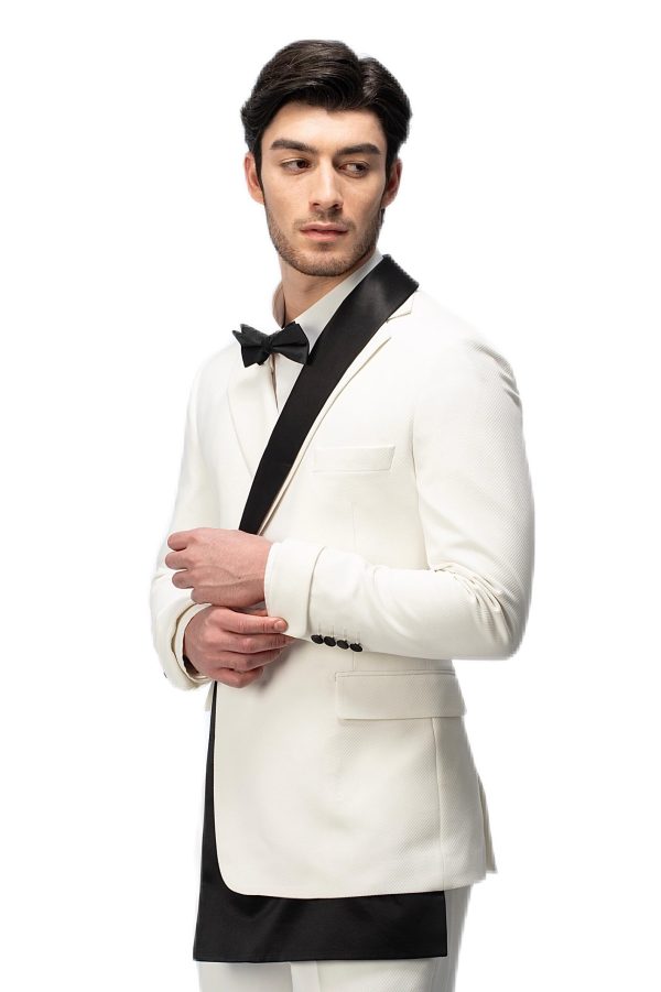 White Flat Half Black Collar Suit